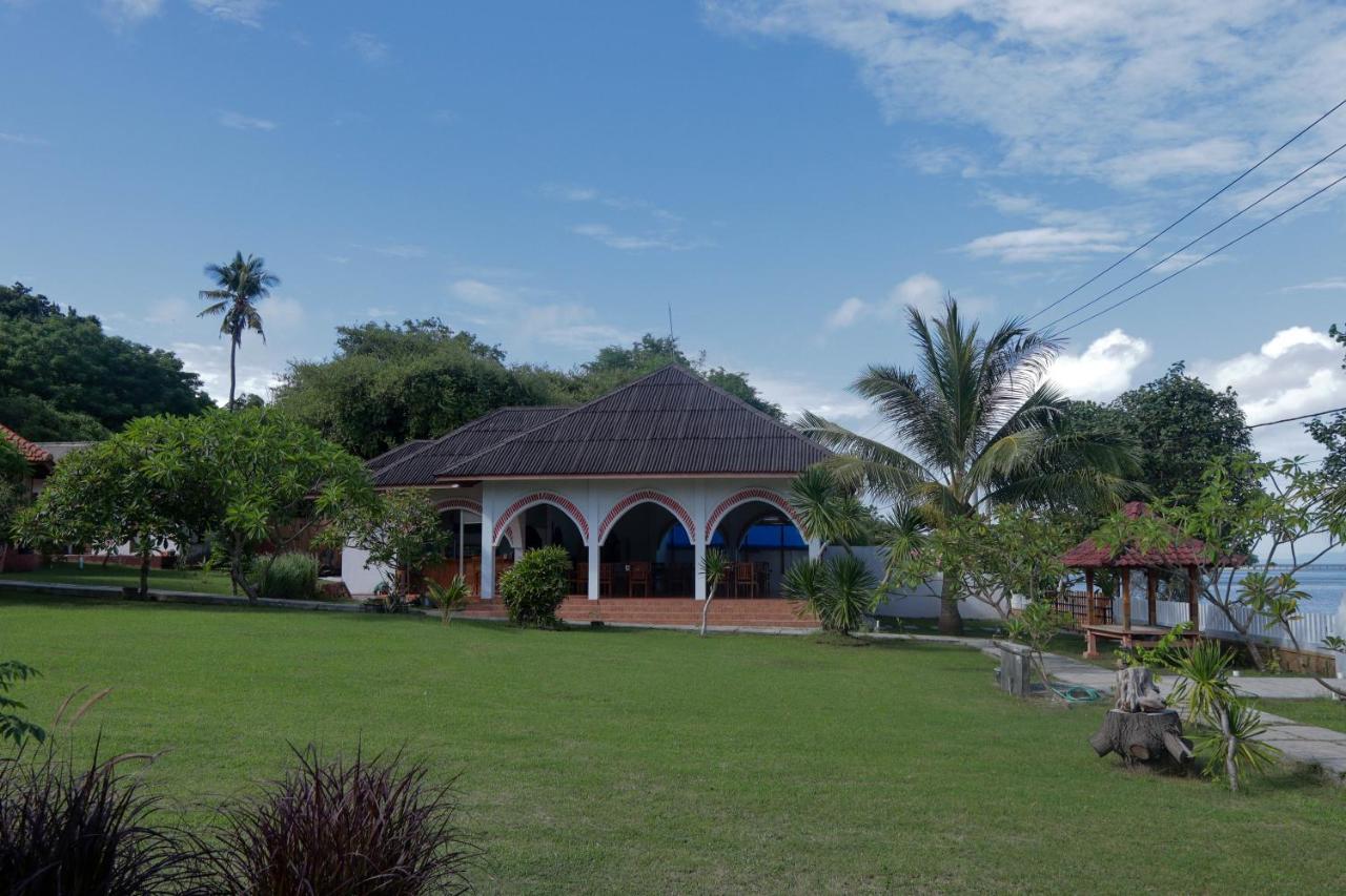 Yut'S Inn Flower Paradise Gili Gede מראה חיצוני תמונה